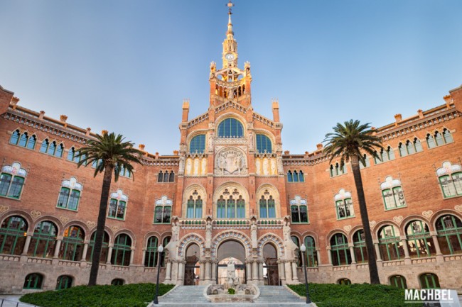 VISITA A L'EDIFICI ARTÍSTIC DE L'HOSPITAL DE SANT PAU.